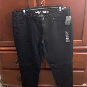 Black mid rise skinny jeans